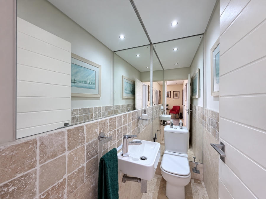7 Bedroom Property for Sale in Bloubergstrand Western Cape
